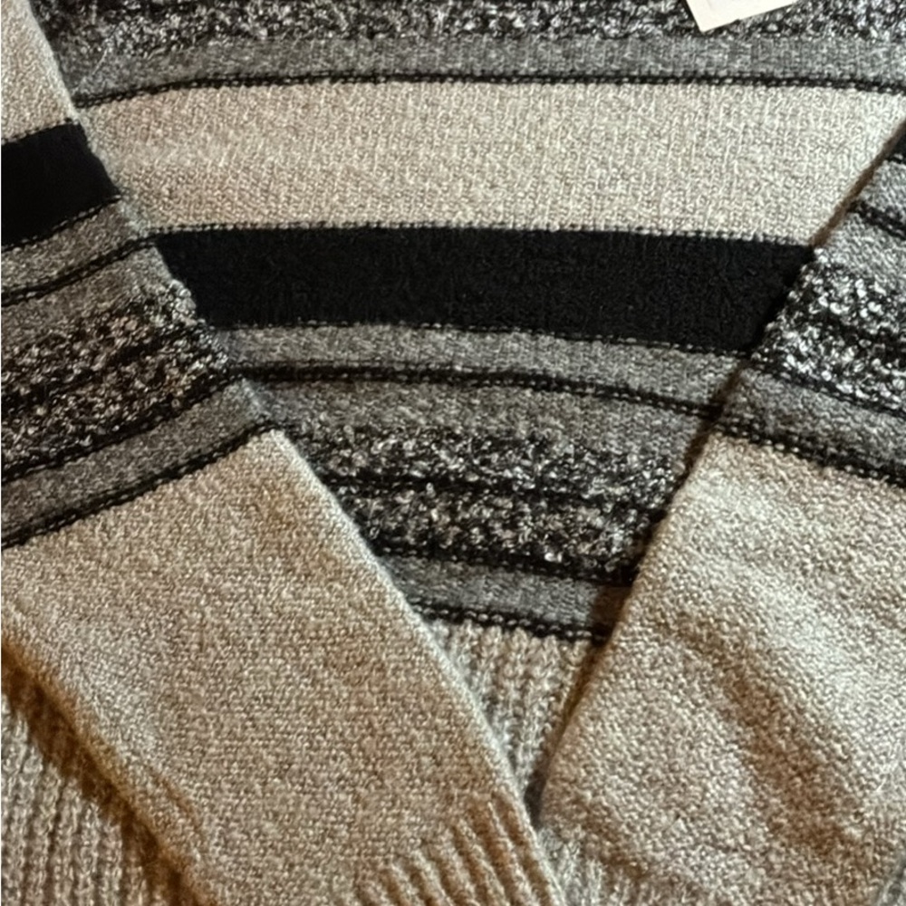 Jack & Jones Gray and Black Crewneck Sweater